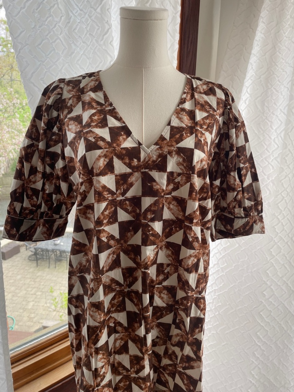 Marie Oliver OLA Brown and White Geometric Print Cotton Casual Dress - Picture 5 of 15